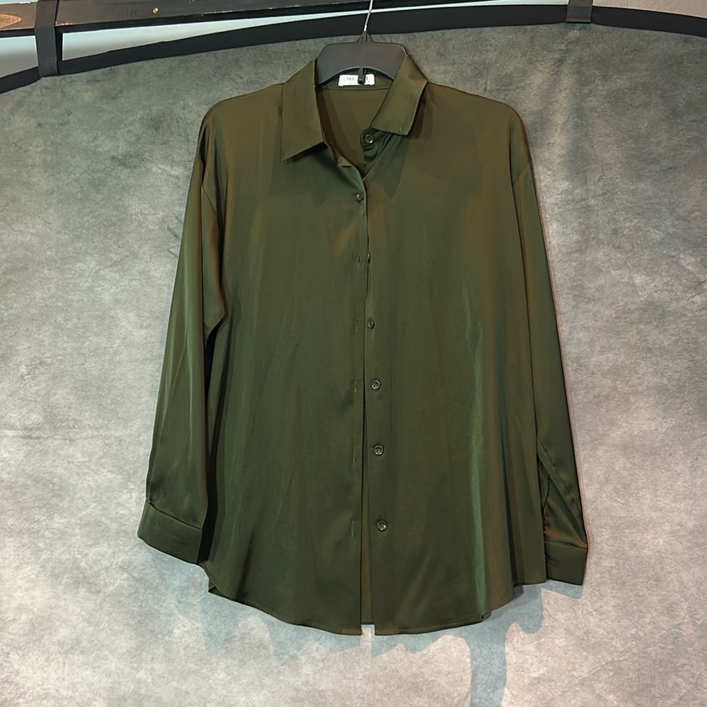 Green Button Down Shirt - M